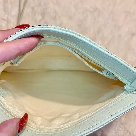 SALE! Vintage Purse Cream Metallic Chainmail Rope Strap Gold interior Zip Pocket - Picture 9 of 16